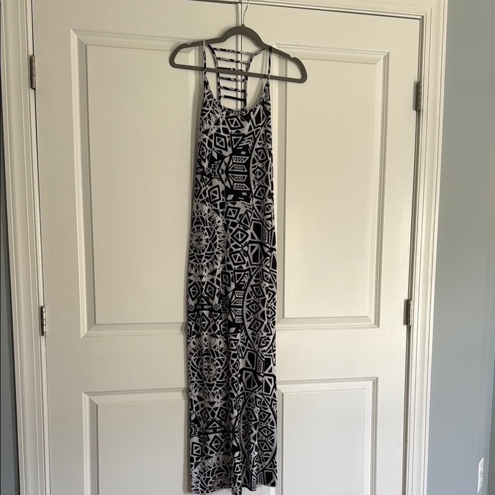 Black and White Geometric Maxi Dress